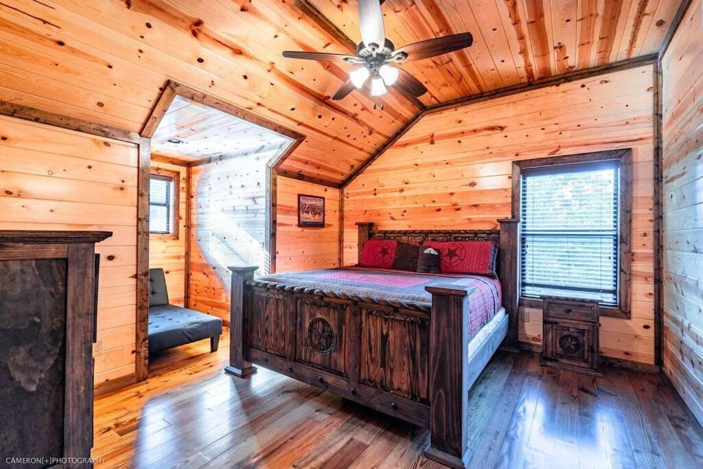 Iron Horse Lodge Sleeps 18, Games, Fire Pit, Hot Tub, Ev, More Broken Bow Dış mekan fotoğraf
